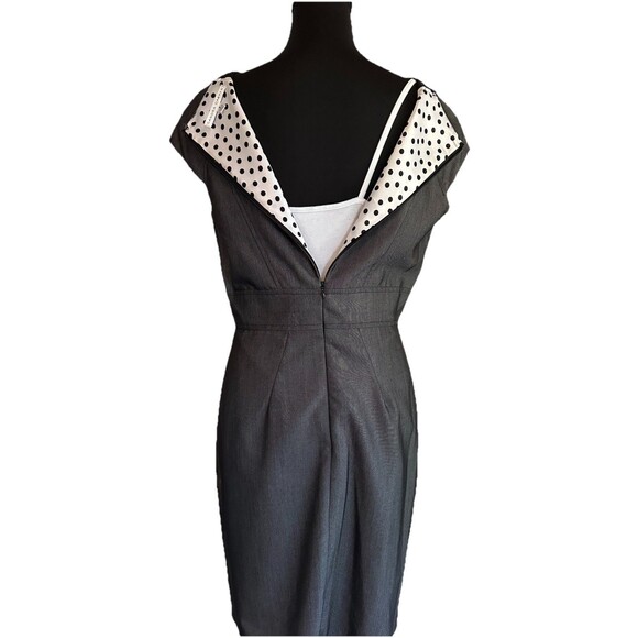 Sandra Darren Women’s Gray Short Sleeve Ruffle V-Neck Classic Dress Sz 8 - Picture 6 of 9